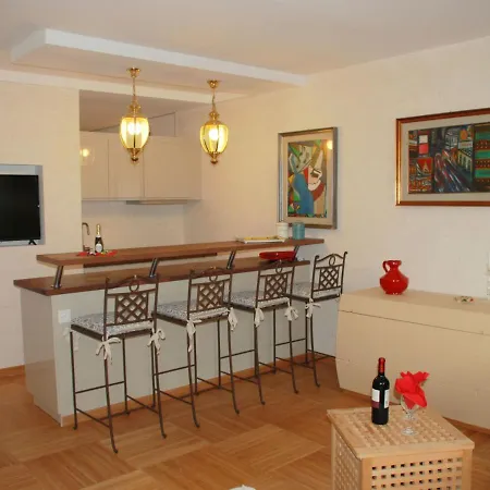 305 Romantik By Interhome Apartment Bissone